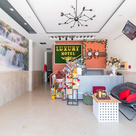 Oyo 238 Luxury Motel Дананг Екстериор снимка